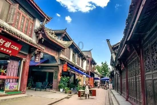 “嘟嘟唇”是做了丰唇,整容失败影响气质?